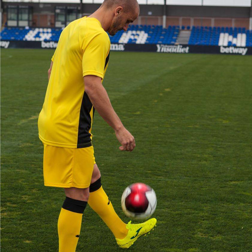 nei Joma skjorte kortermet pisa ii gul svart FBD0T03574 menn